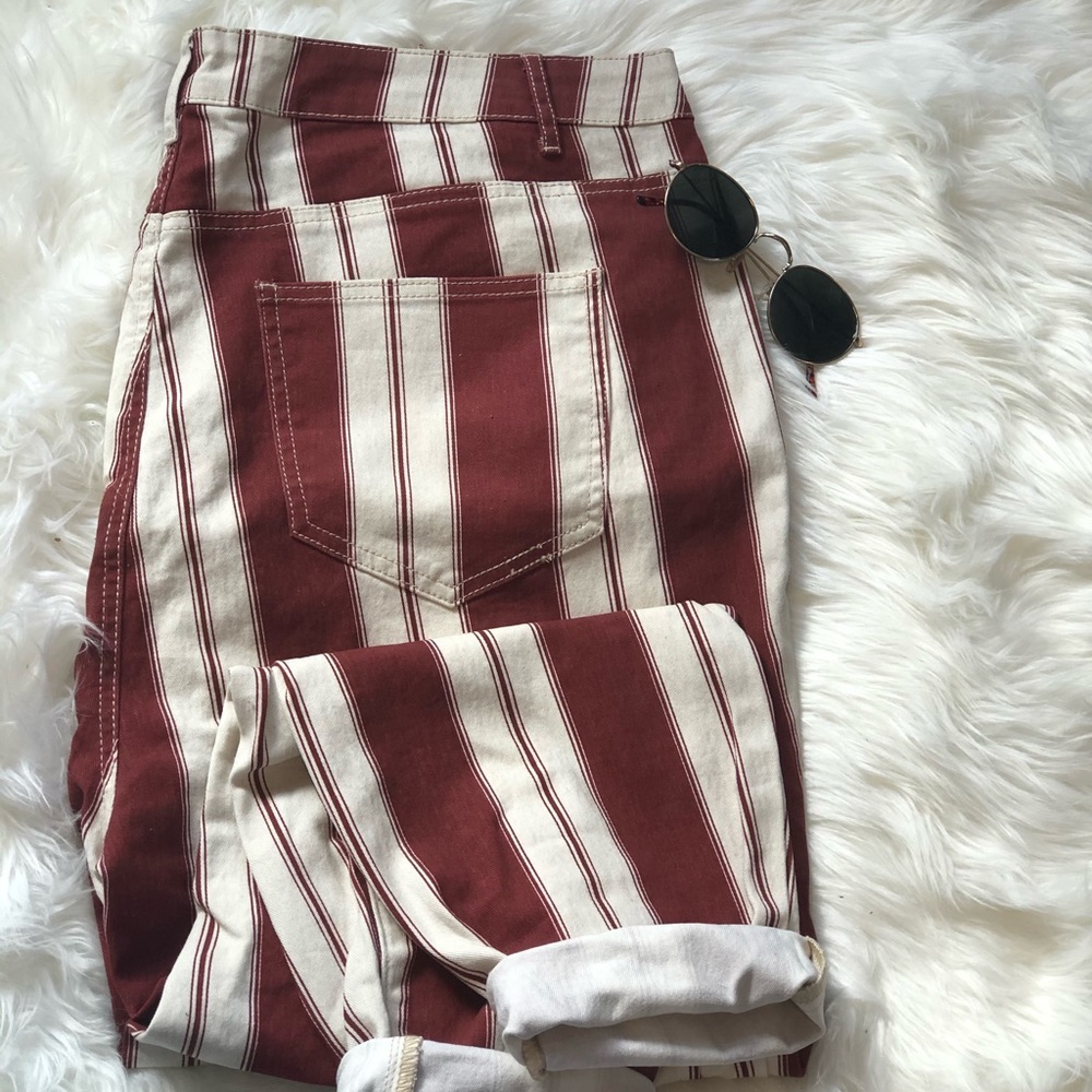 Vertical stripes with maroon and cream colour!